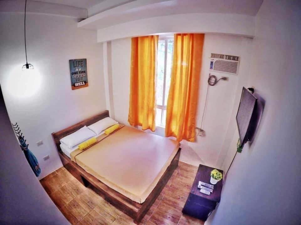 Frachette'S Bed & Breakfast Puerto Princesa Exterior foto